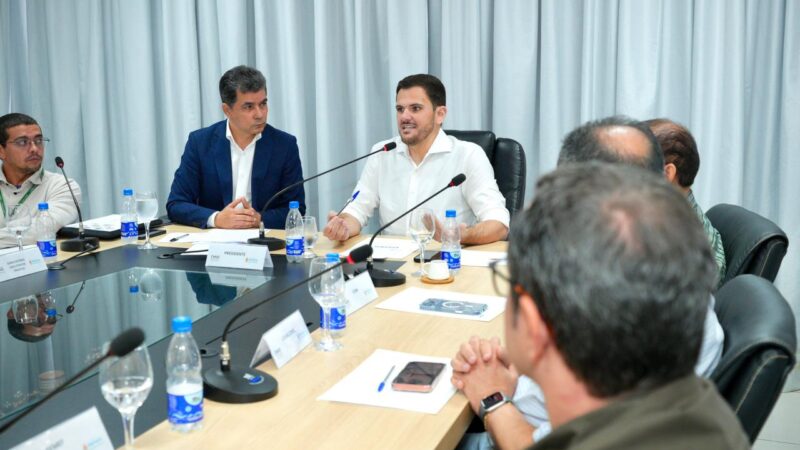 Prefeito Renato Junior destaca planejamento da ‘Manaus do Futuro’ em reunião técnica do CMGE