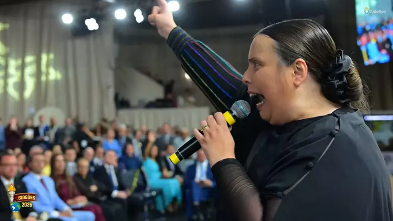 “Denuncie”: pastora mobiliza evangélicos com alerta sobre violência doméstica e pedofilia