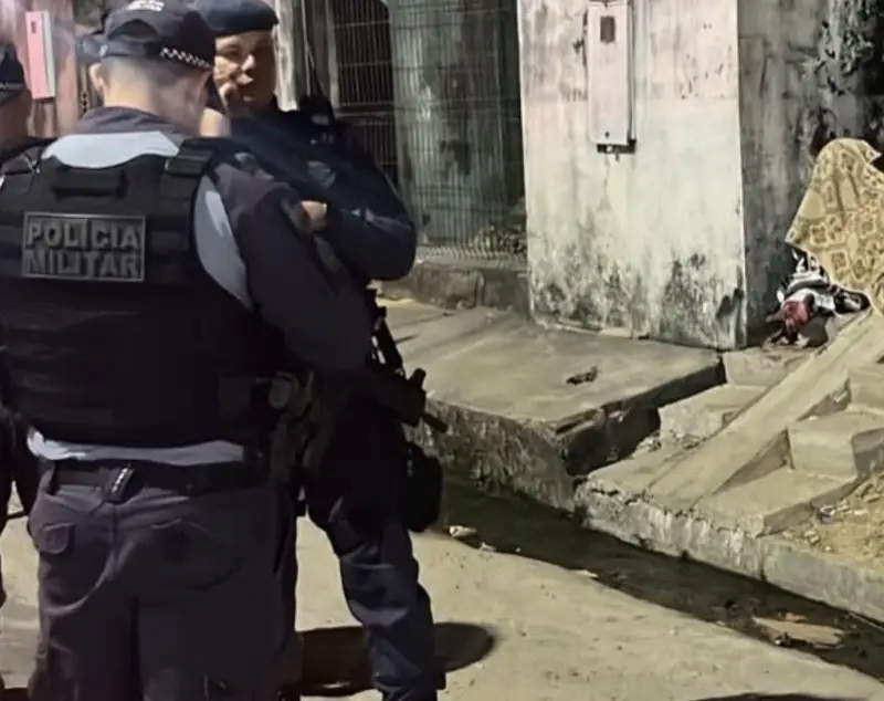 Homem é executado a tiros ao chegar em casa no Lírio do Vale, em Manaus