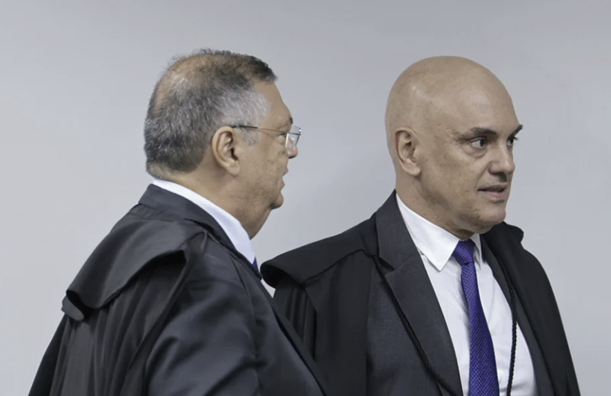 Dino e Moraes defendem rediscutir dispensa de diploma para jornalista