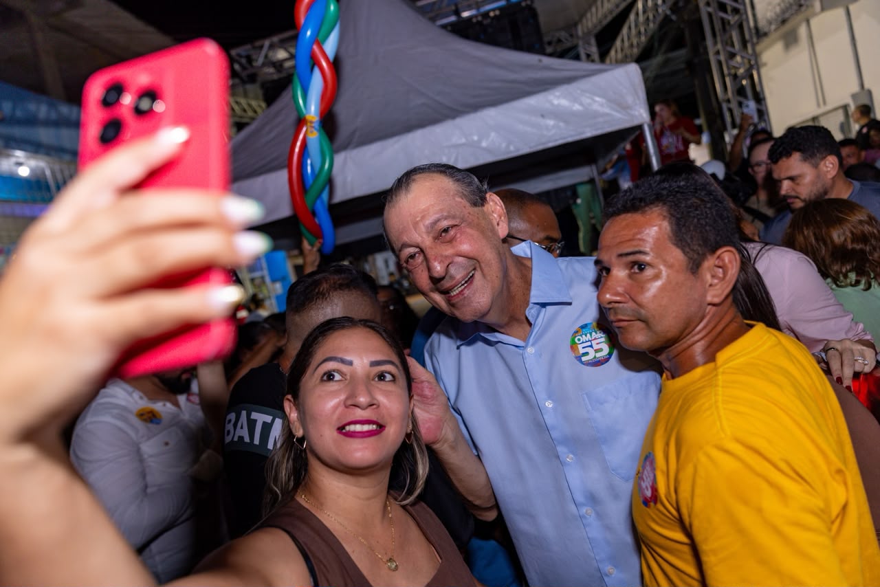 Omar propõe transformar ocupações consolidadas em moradia regularizada no Amazonas